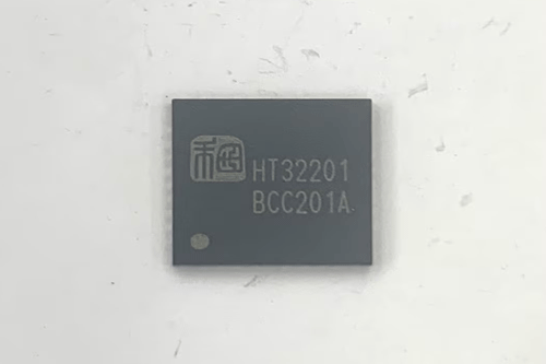 HT32201     2×15W+30W免電感2.1聲道D類(lèi)音頻功放